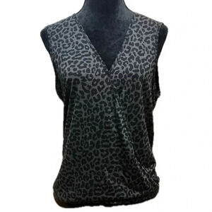 🔵Lemon tart gray and black sleeveless animal print wrap top XL